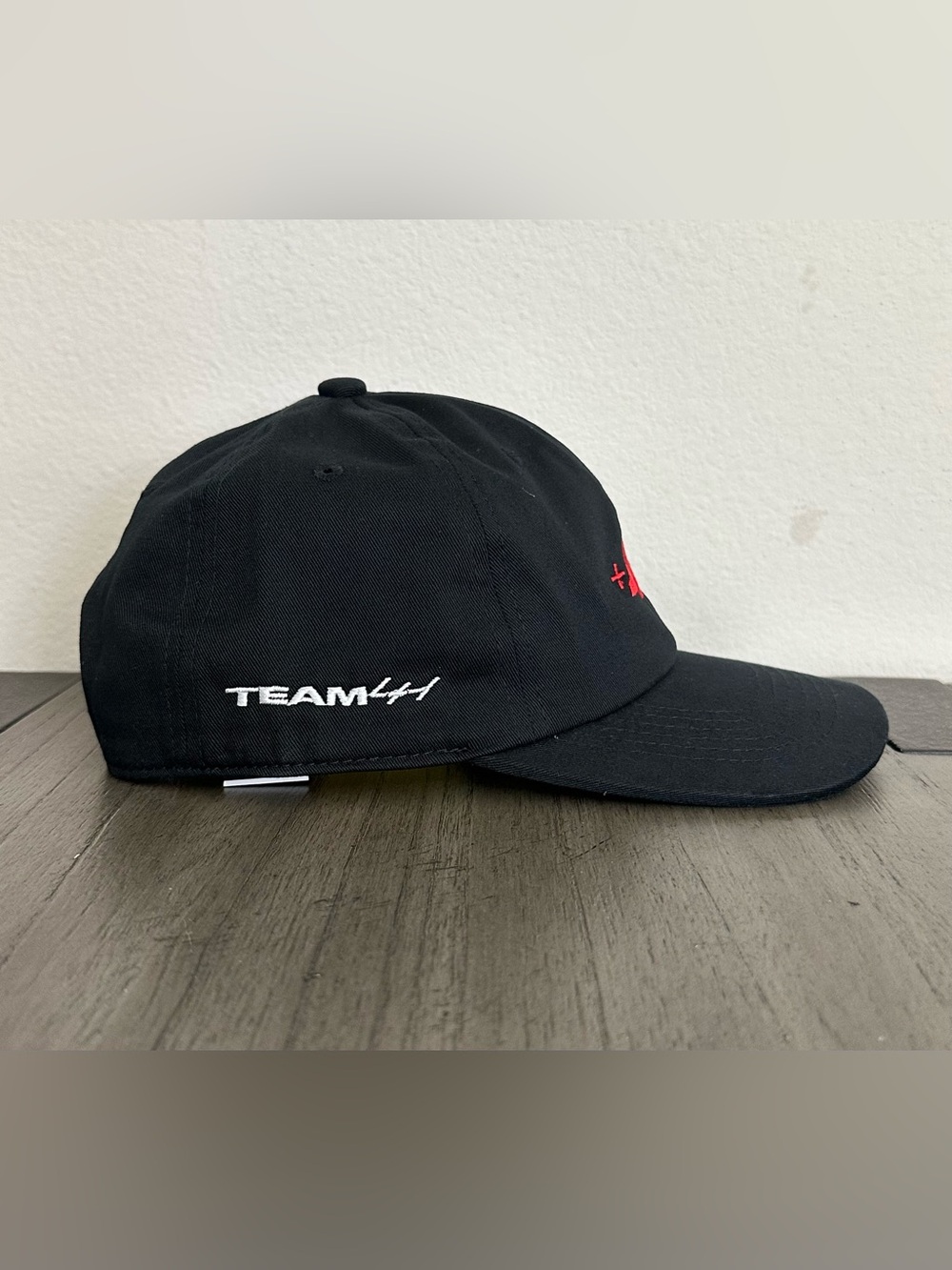 Lewis Hamilton +44 Plus Team Racing Hat - Picture 3 of 5